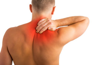 Pijn tussen de schouderbladen symptomen
